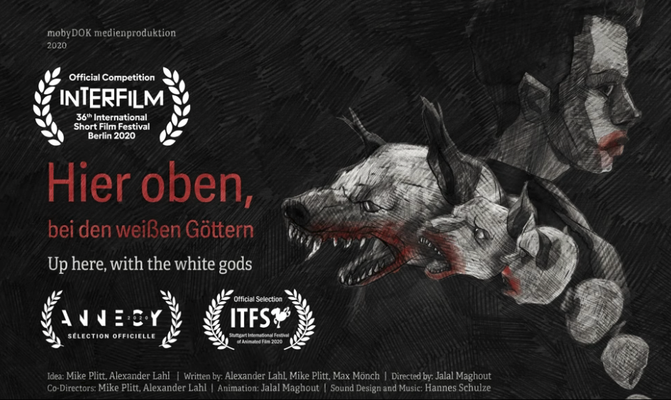 Filmplakat zu Hier oben, bei den weißen Göttern. Eine Hyäne mit gebleckten Zähnen im Vordergrund, weiße Gesichter im Hintergrund. Schwarz-Weiß mit roten Akzenten.